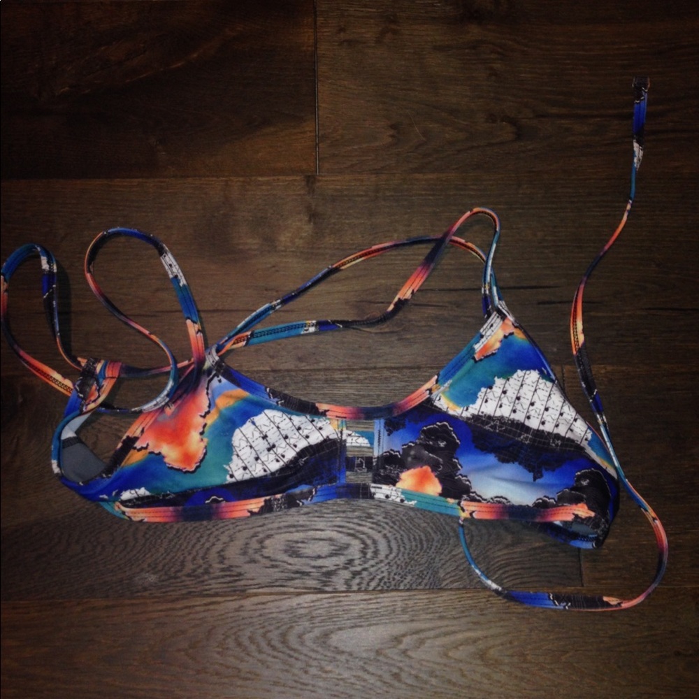 Jolyn swim top